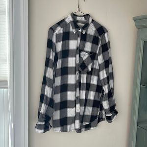 Express black and white buffalo plaid boyfriend flannel shirt